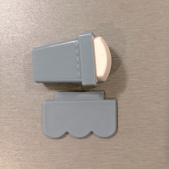 *Bundle/2, 10% off* MoYou London stamper & scraper - Picture 2 of 2